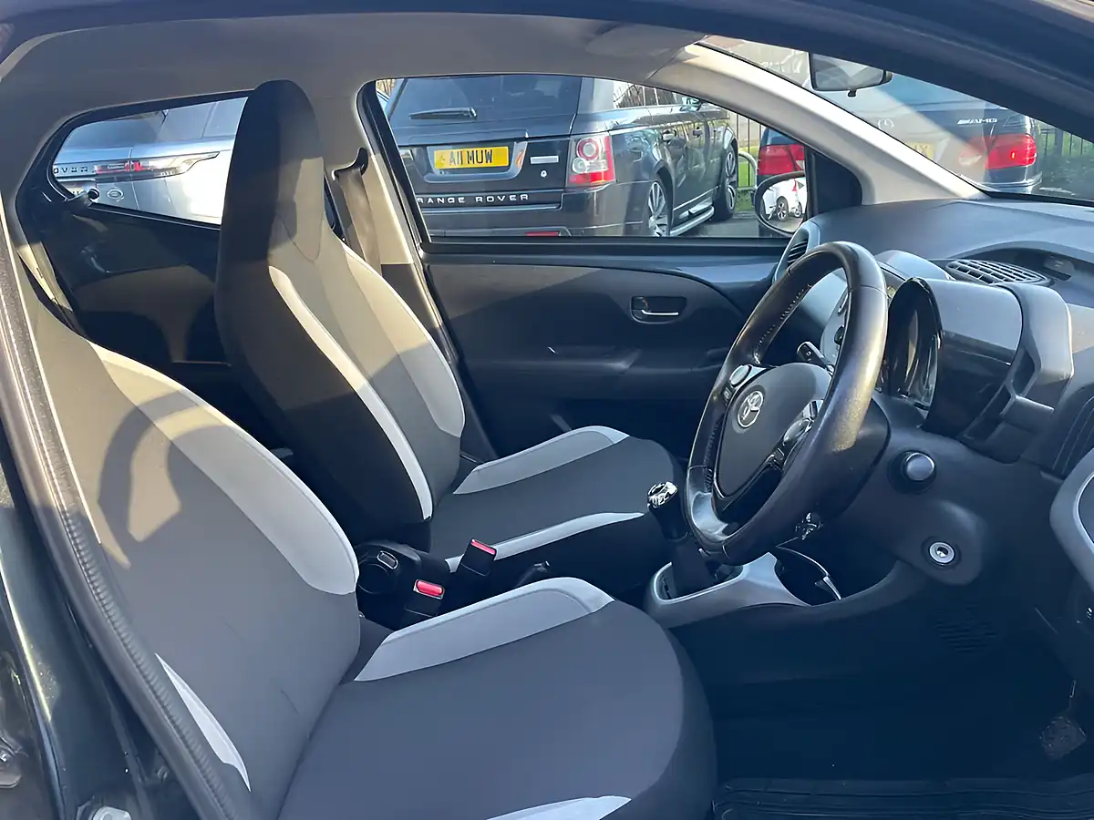 Used 2017 Toyota Aygo X-Play Grey - Interior and Exterior details 10