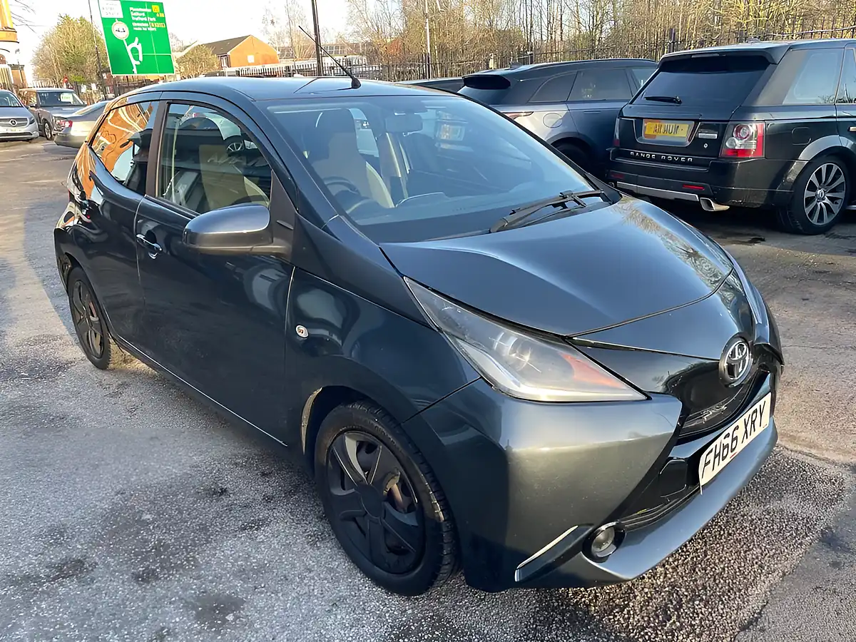 Used 2017 Toyota Aygo X-Play Grey - Interior and Exterior details 6