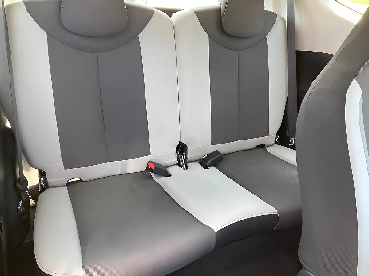 Used 2017 Toyota Aygo X-Play Red - Interior and Exterior details 13