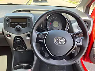 Used 2017 Toyota Aygo X-Play Red - Interior and Exterior details 14