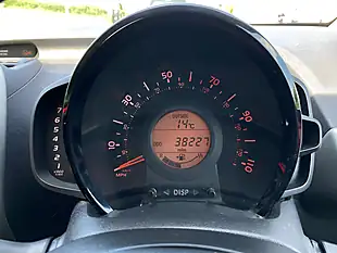 Used 2017 Toyota Aygo X-Play Red - Interior and Exterior details 20