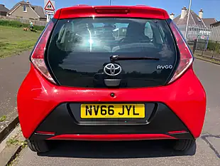 Used 2017 Toyota Aygo X-Play Red - Interior and Exterior details 3
