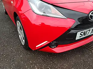 Used 2017 Toyota Aygo X-Play Red - Interior and Exterior details 10