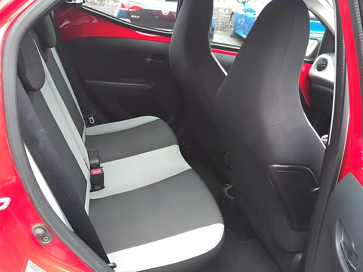 Used 2017 Toyota Aygo X-Play Red - Interior and Exterior details 14
