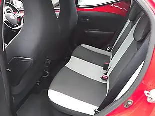 Used 2017 Toyota Aygo X-Play Red - Interior and Exterior details 17