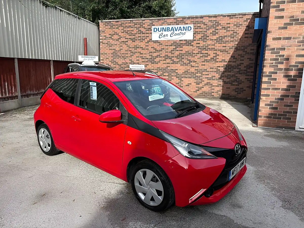 Used 2017 Toyota Aygo X-Play Red - Front View