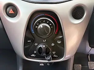 Used 2017 Toyota Aygo X-Play Red - Interior and Exterior details 14
