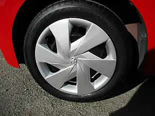 Used 2017 Toyota Aygo X-Play Red - Interior and Exterior details 8