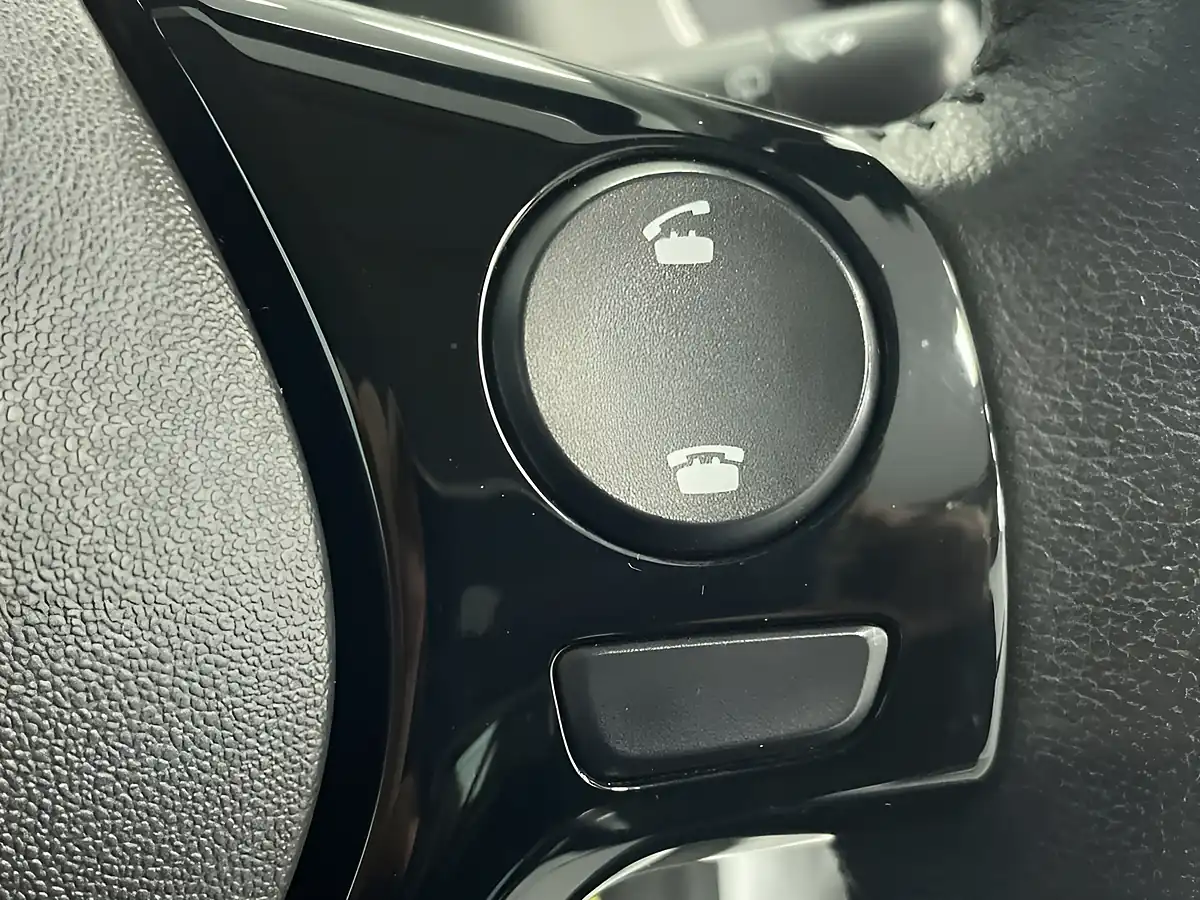 Used 2017 Toyota Aygo X-Play Silver - Interior and Exterior details 16