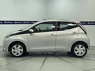 Used 2017 Toyota Aygo X-Play Silver - Interior and Exterior details 2
