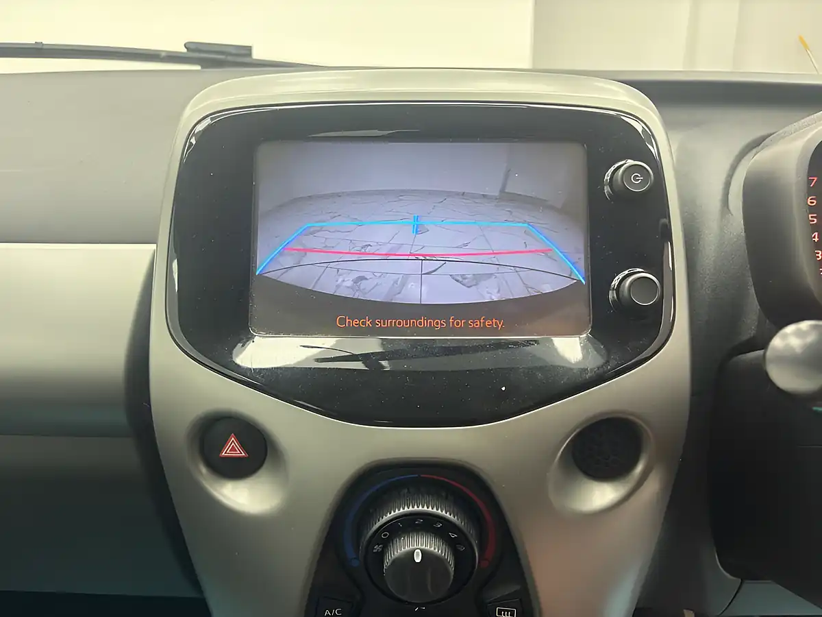 Used 2017 Toyota Aygo X-Play White - Interior and Exterior details 12