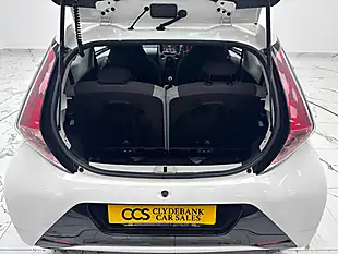 Used 2017 Toyota Aygo X-Play White - Interior and Exterior details 14