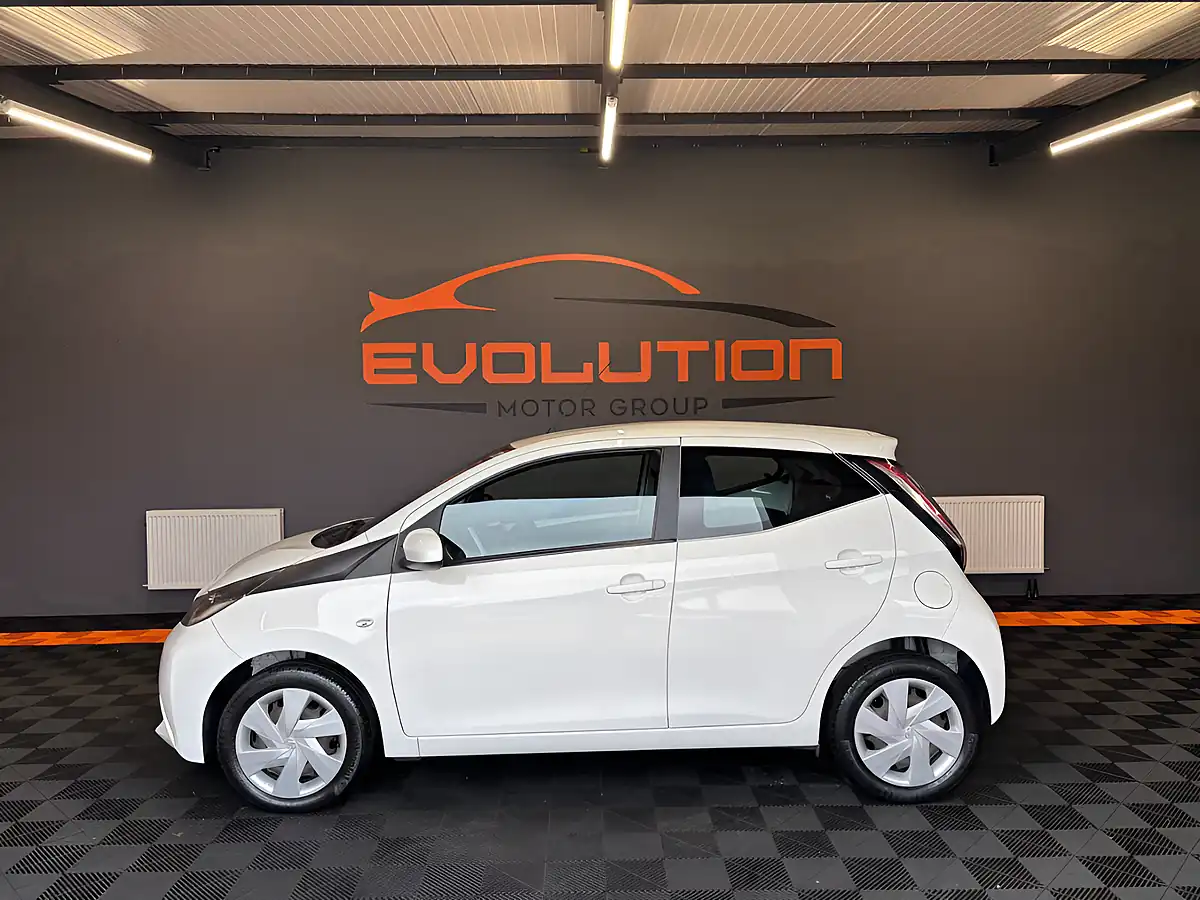 Used 2017 Toyota Aygo X-Play White - Interior and Exterior details 2