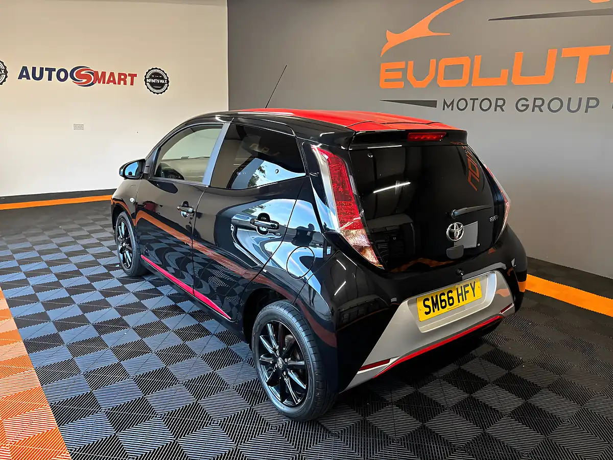 Used 2017 Toyota Aygo X-Press Black - Interior and Exterior details 5