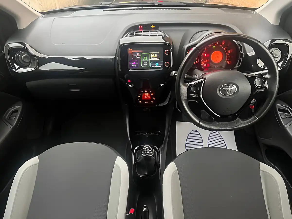 Used 2017 Toyota Aygo X-Press Black - Interior and Exterior details 14