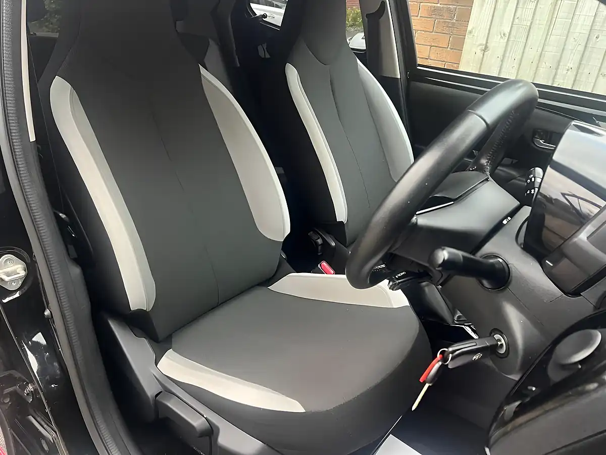 Used 2017 Toyota Aygo X-Press Black - Interior and Exterior details 17