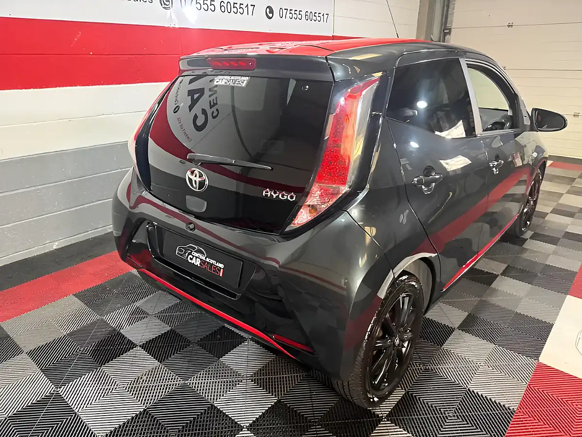 Used 2017 Toyota Aygo X-Press Grey - Interior and Exterior details 15