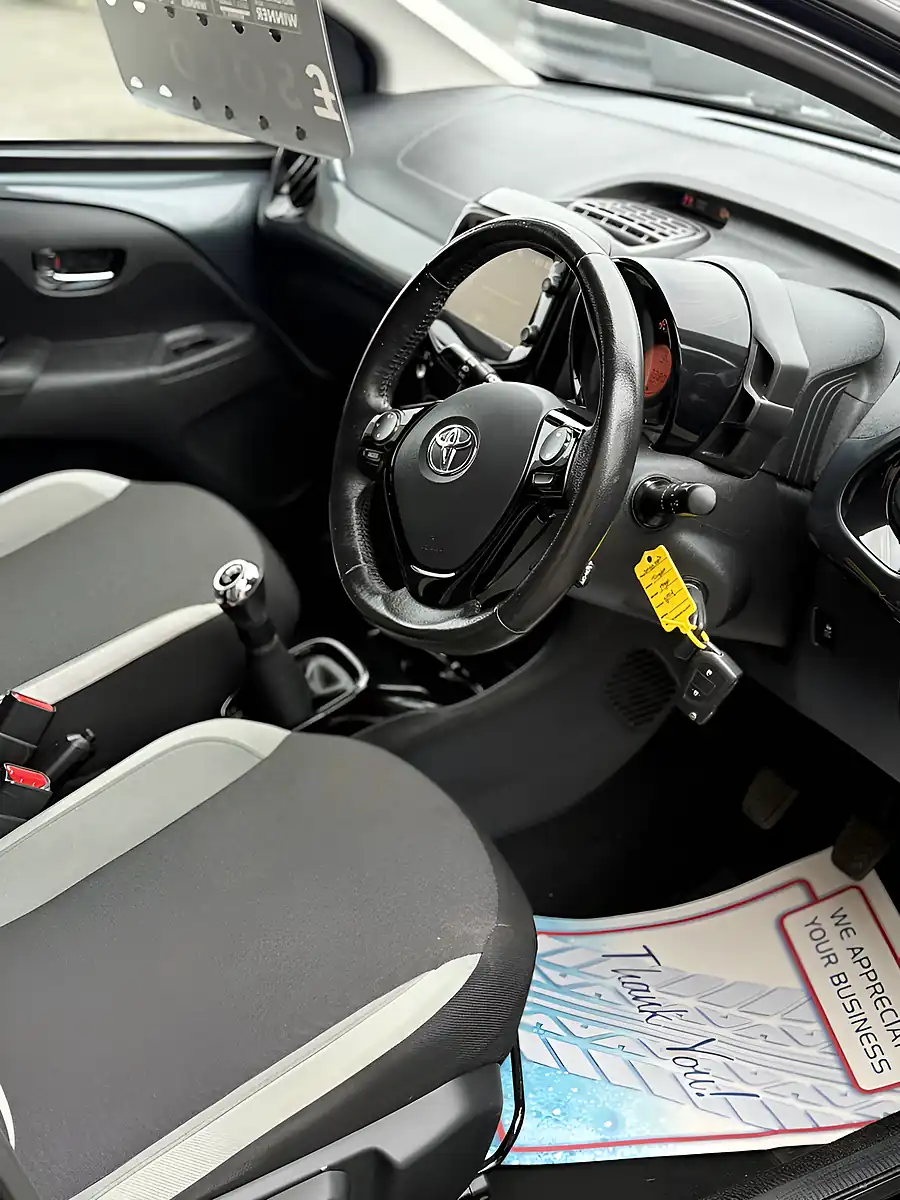 Used 2017 Toyota Aygo X-Press Grey - Interior and Exterior details 6