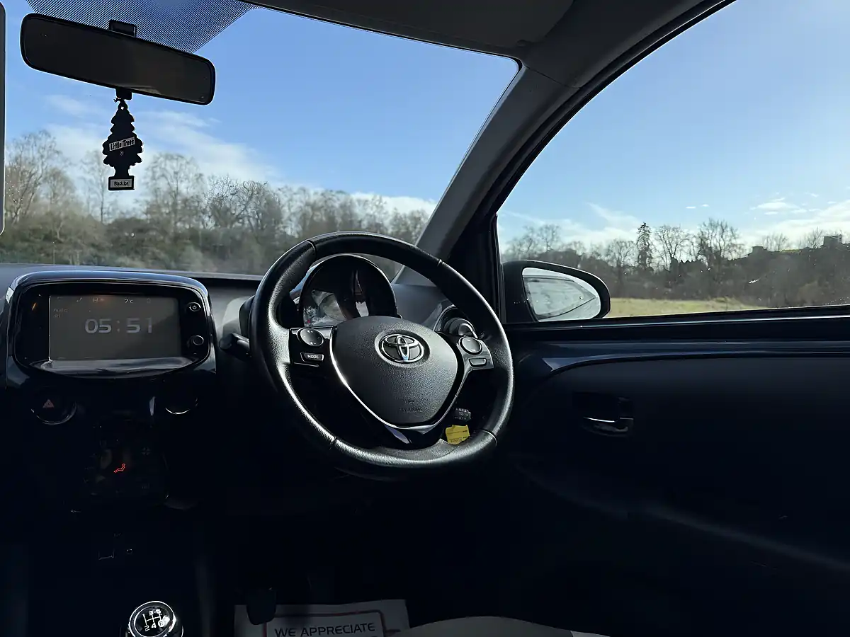 Used 2017 Toyota Aygo X-Press Grey - Interior and Exterior details 15