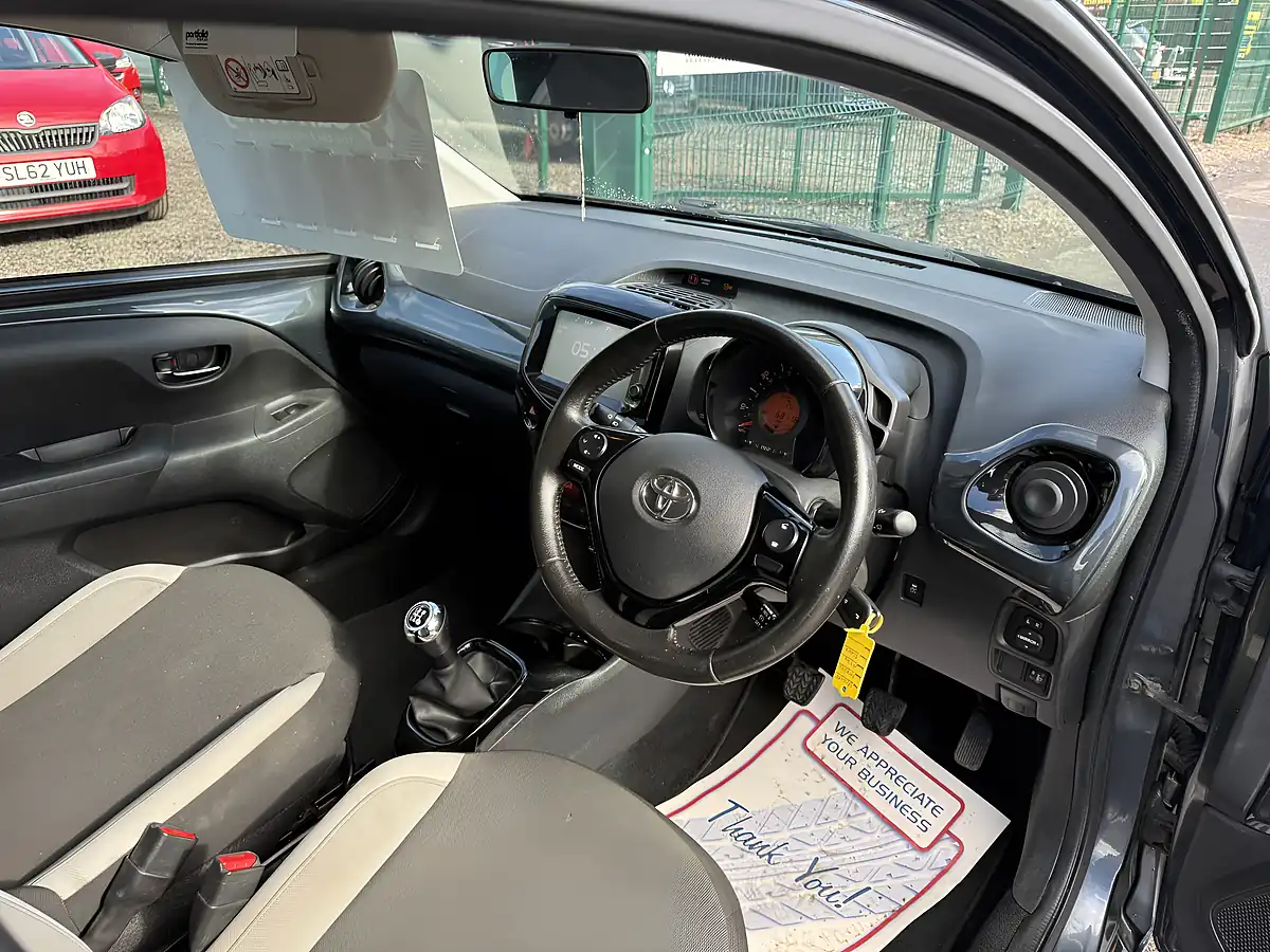 Used 2017 Toyota Aygo X-Press Grey - Interior and Exterior details 17