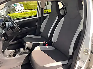 Used 2017 Toyota Aygo X-Press White - Interior and Exterior details 14