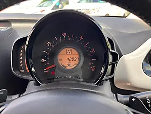 Used 2017 Toyota Aygo X-Press White - Interior and Exterior details 19