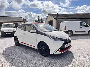 Used 2017 Toyota Aygo X-Press White - Interior and Exterior details 2