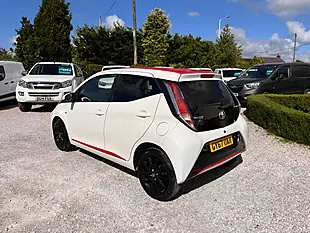 Used 2017 Toyota Aygo X-Press White - Interior and Exterior details 9
