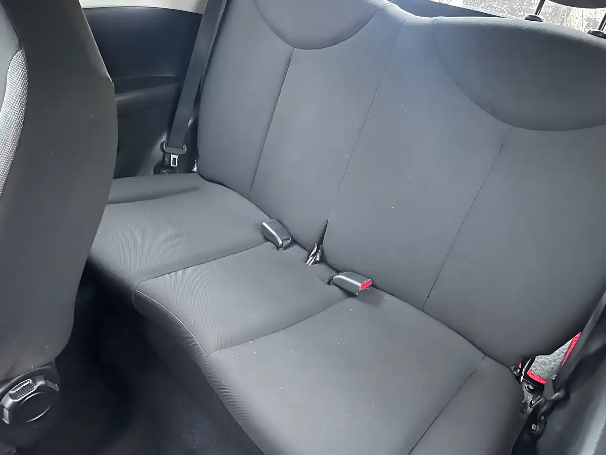 Used 2017 Toyota Aygo X Red - Interior and Exterior details 10