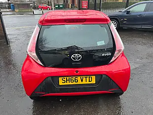 Used 2017 Toyota Aygo X Red - Interior and Exterior details 5