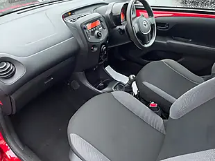 Used 2017 Toyota Aygo X Red - Interior and Exterior details 9