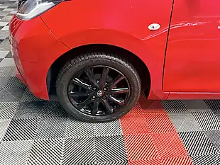 Used 2017 Toyota Aygo X-Style Red - Interior and Exterior details 13