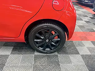 Used 2017 Toyota Aygo X-Style Red - Interior and Exterior details 14