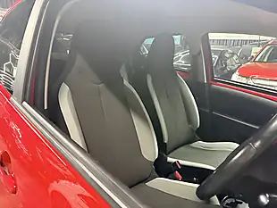 Used 2017 Toyota Aygo X-Style Red - Interior and Exterior details 18