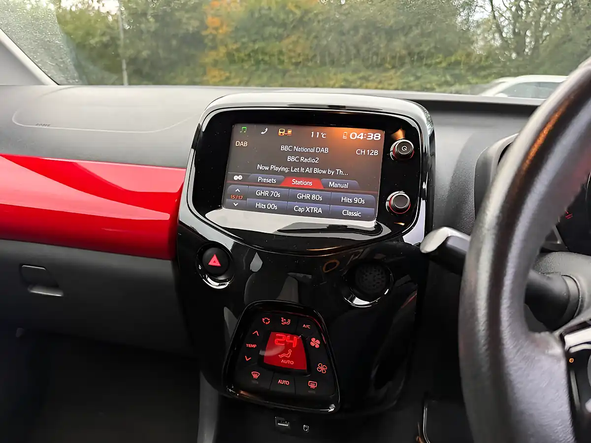 Used 2017 Toyota Aygo X-Style Red - Interior and Exterior details 3