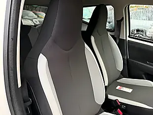 Used 2017 Toyota Aygo X-Style White - Interior and Exterior details 7