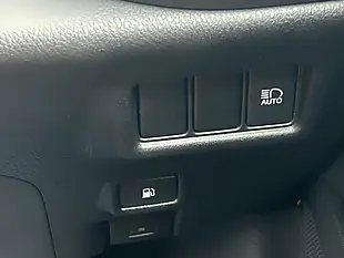 Used 2017 Toyota C-Hr Dynamic Blue - Interior and Exterior details 15
