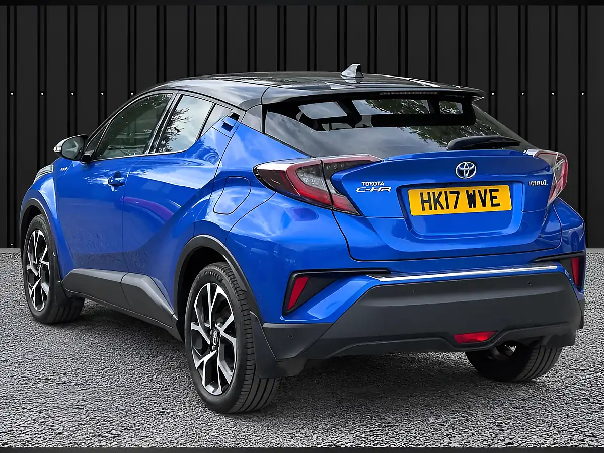 Used 2017 Toyota C-Hr Dynamic Blue - Interior and Exterior details 2