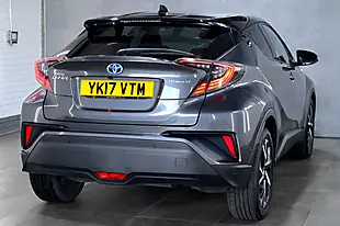 Used 2017 Toyota C-Hr Dynamic Decuma Grey - Interior and Exterior details 10