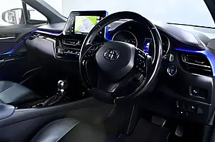 Used 2017 Toyota C-Hr Dynamic Decuma Grey - Interior and Exterior details 12