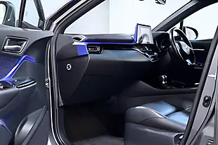 Used 2017 Toyota C-Hr Dynamic Decuma Grey - Interior and Exterior details 3