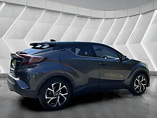 Used 2017 Toyota C-Hr Dynamic Grey - Interior and Exterior details 6