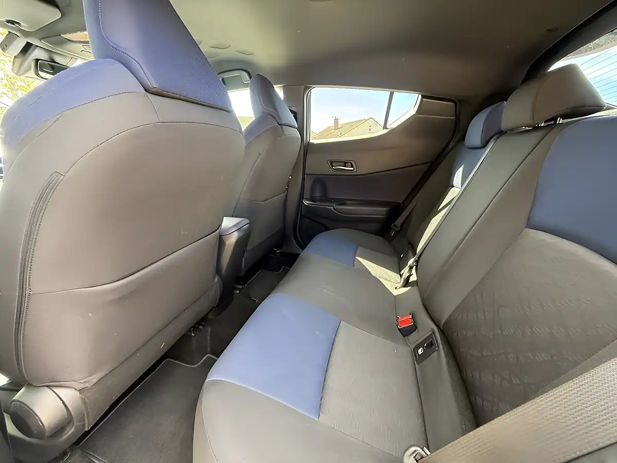 Used 2017 Toyota C-Hr Dynamic Silver - Interior and Exterior details 15