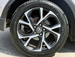 Used 2017 Toyota C-Hr Dynamic Silver - Interior and Exterior details 17
