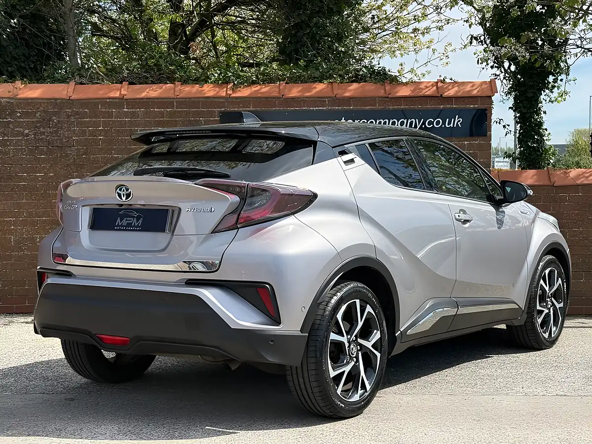 Used 2017 Toyota C-Hr Dynamic Silver - Interior and Exterior details 5