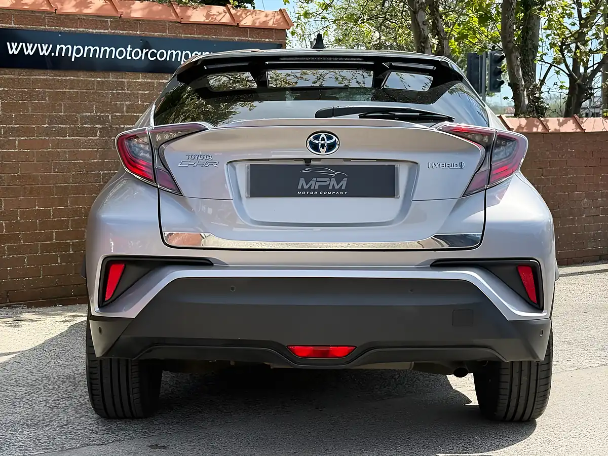 Used 2017 Toyota C-Hr Dynamic Silver - Interior and Exterior details 8