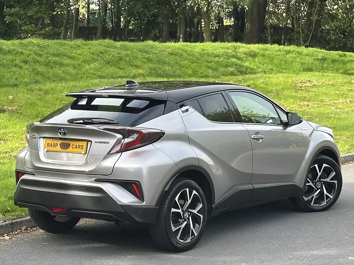 Used 2017 Toyota C-Hr Dynamic Silver - Interior and Exterior details 10