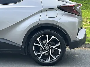 Used 2017 Toyota C-Hr Dynamic Silver - Interior and Exterior details 13
