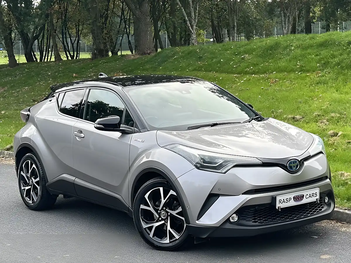 Used 2017 Toyota C-Hr Dynamic Silver - Interior and Exterior details 2