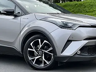 Used 2017 Toyota C-Hr Dynamic Silver - Interior and Exterior details 4